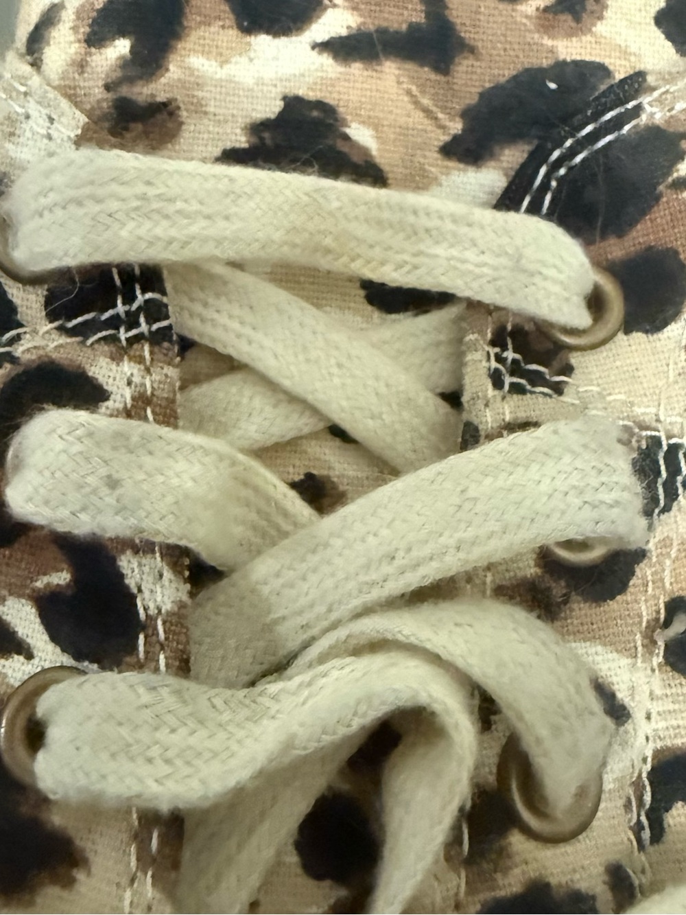Women’s Used Leopard Print Flats - Picture 3 of 3